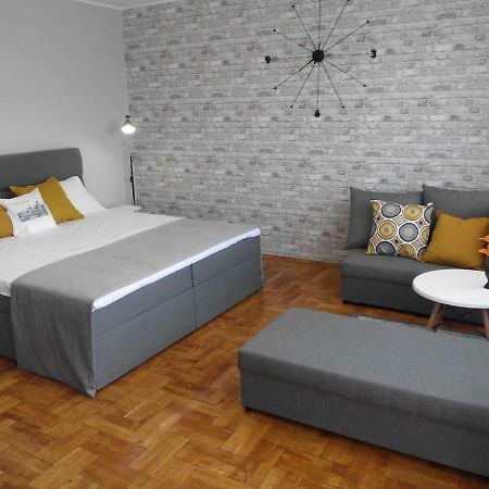 Ares Apartments Przemyśl Buitenkant foto