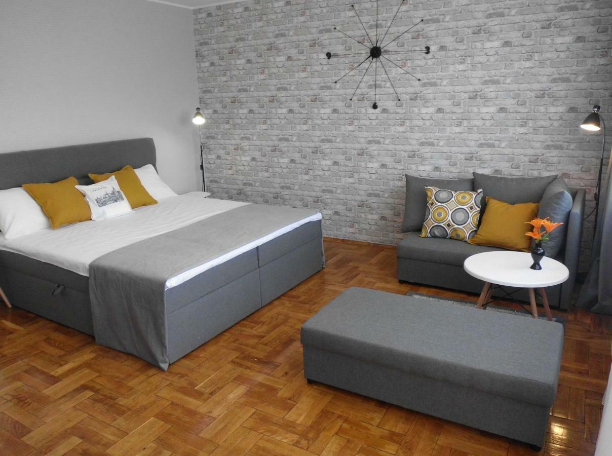 Ares Apartments Przemyśl Buitenkant foto