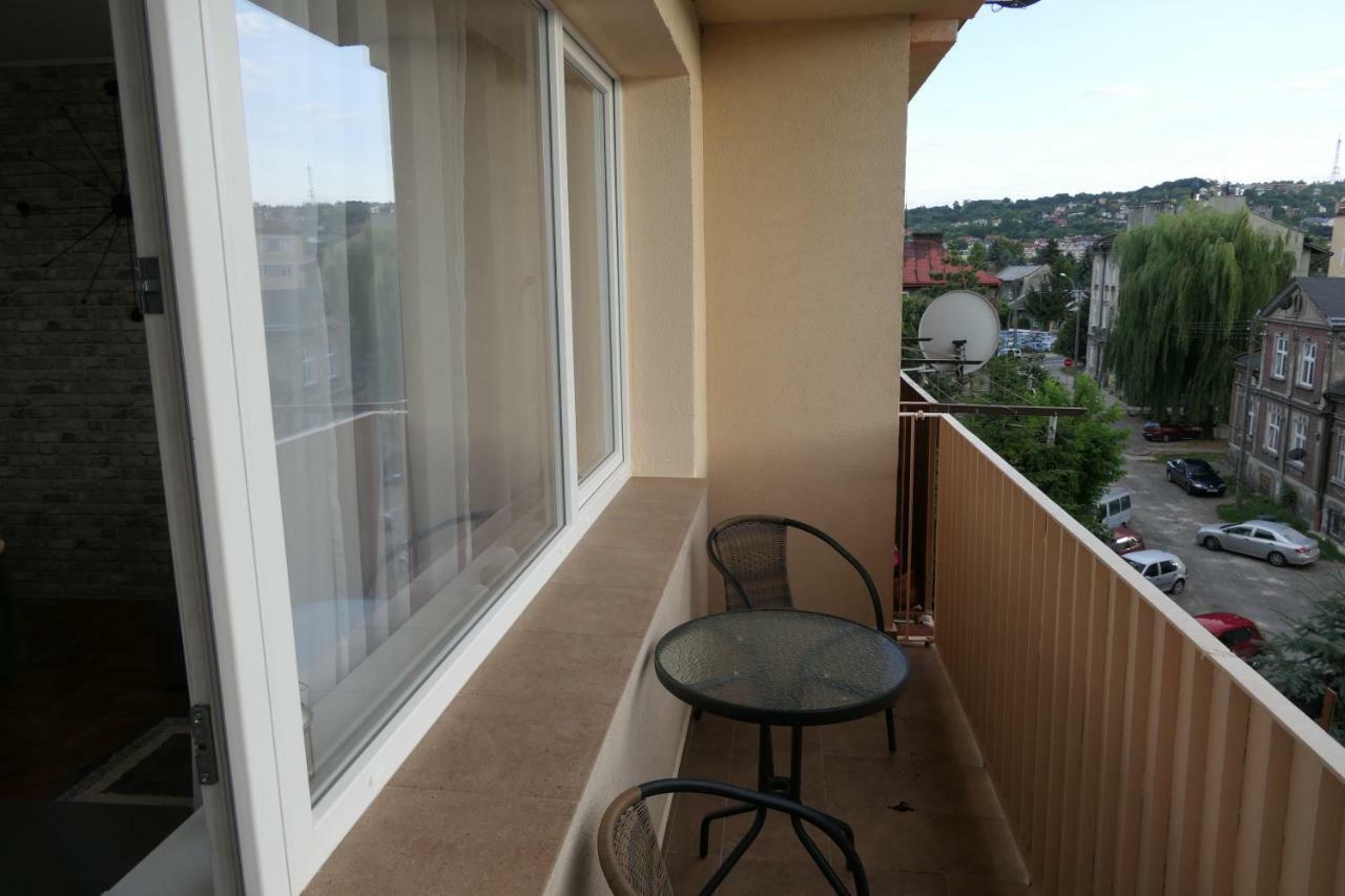 Ares Apartments Przemyśl Buitenkant foto